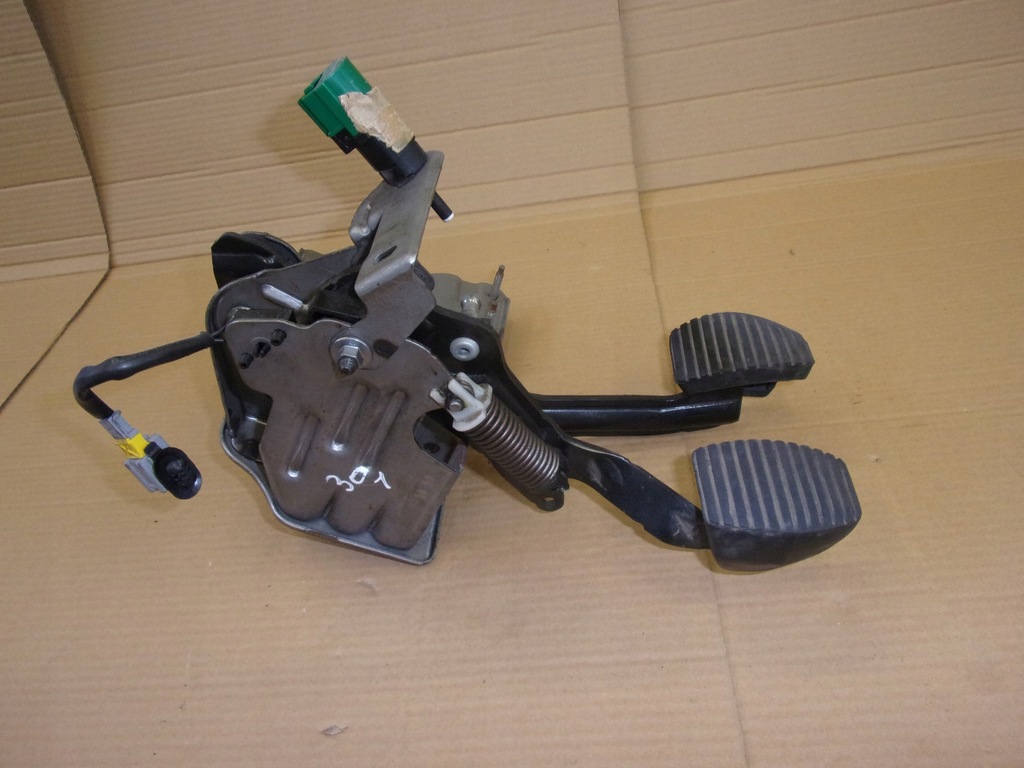 фото №6, Педаль педали сцепления тормоза peugeot 301 2012- eu