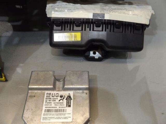 фото №2, Приборная панель консоль подушка безопасности opel corsa d