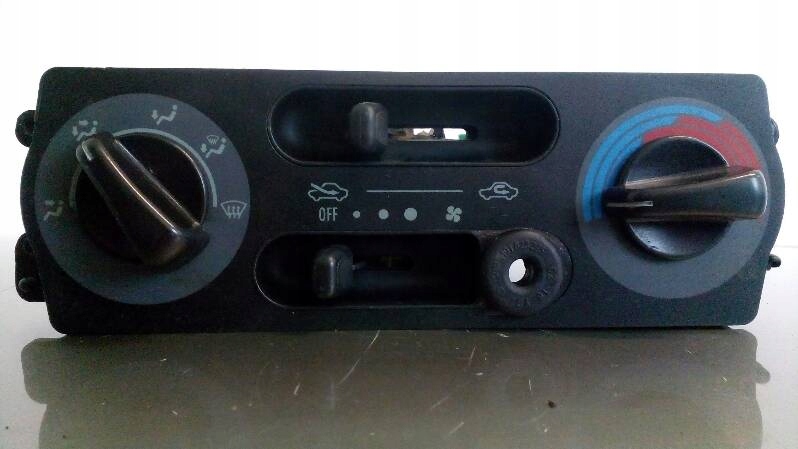 фото №1, Панель обдув daihatsu sirion