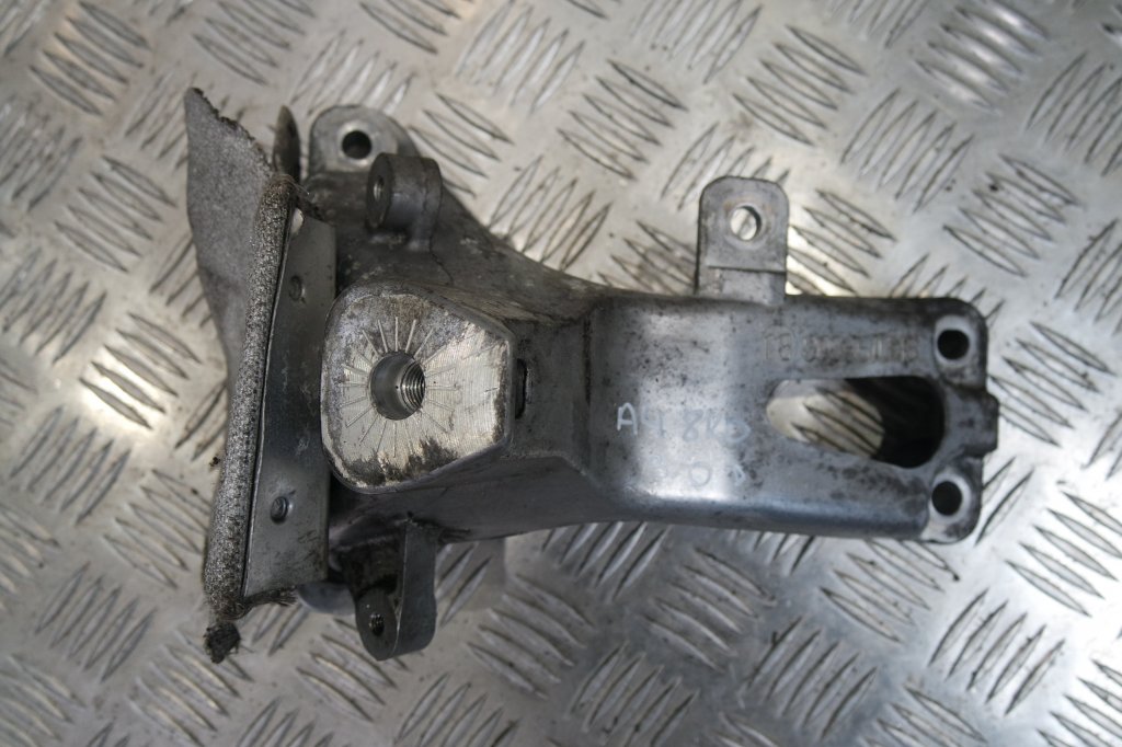 Купить Audi оригинальный номер 4h0199307af подшипниковый узел двигателя