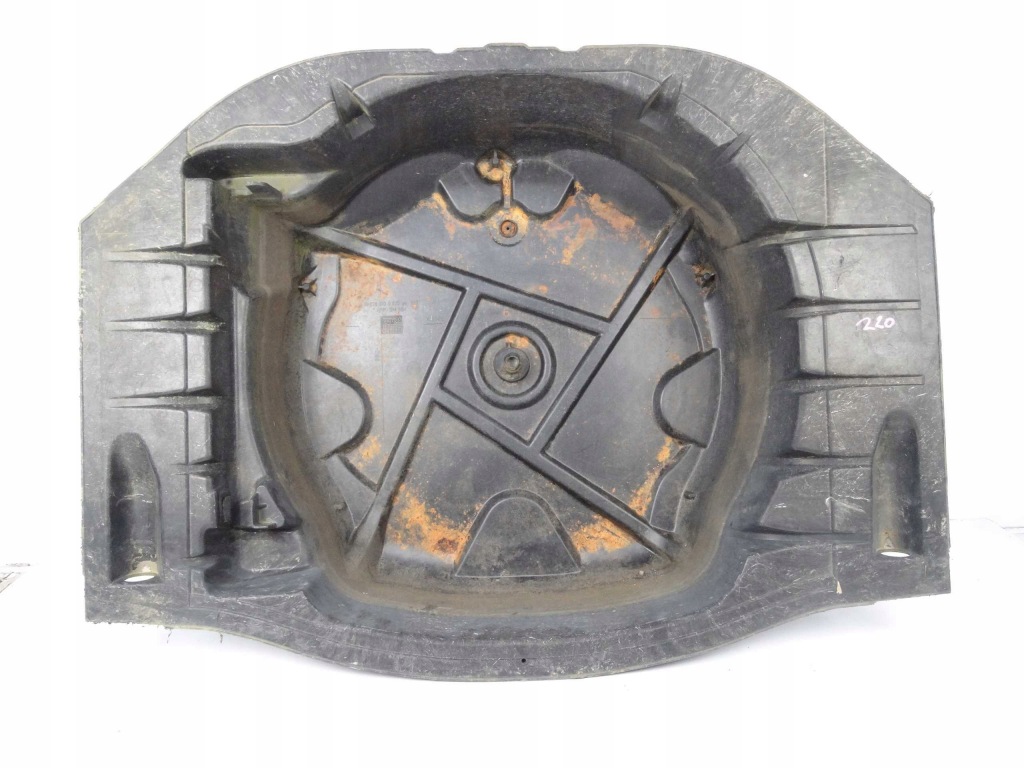 фото №1, Mercedes s w220 вкладыш кронштейн колеса запасного