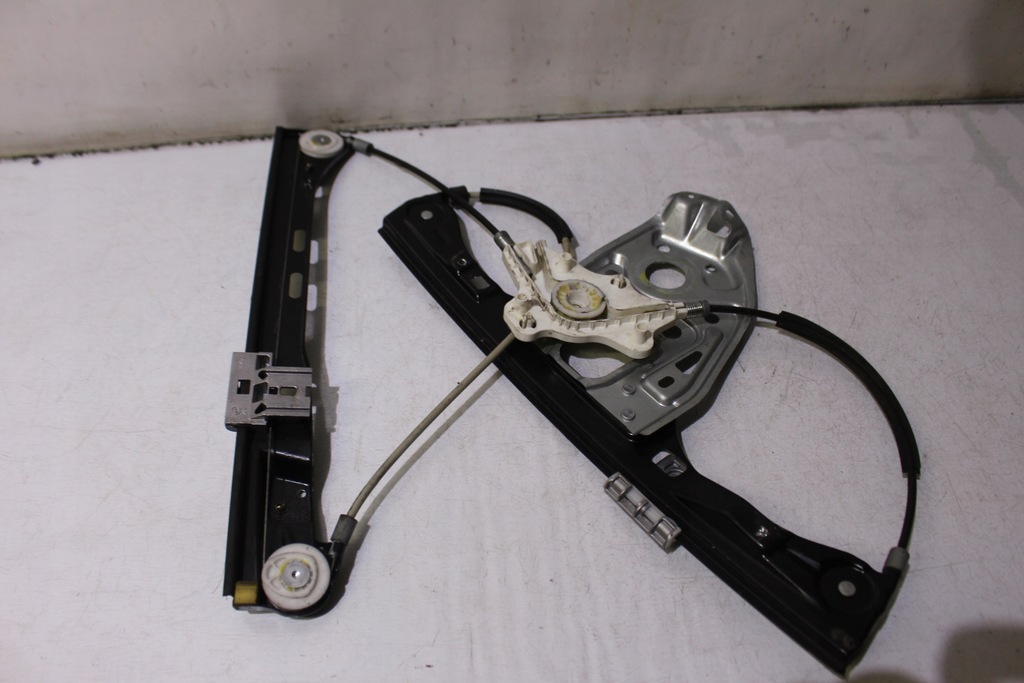 фото №1, Підйомник вікон правий перед mercedes w203 c200