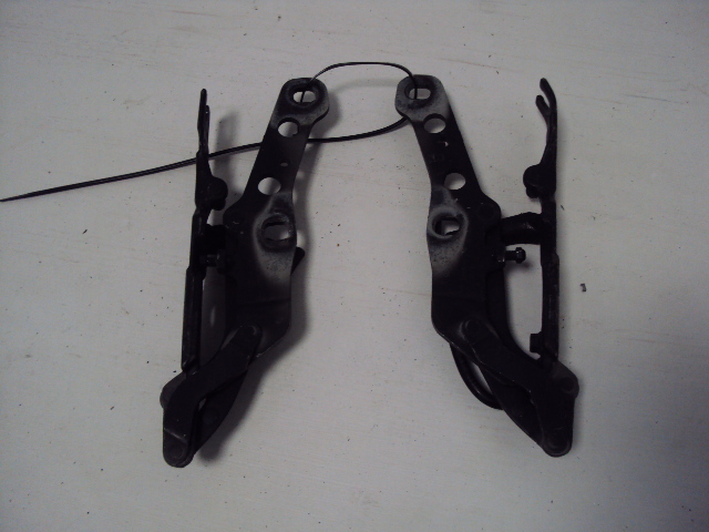 фото №1, Петли капот bmw x3 e83 03-10
