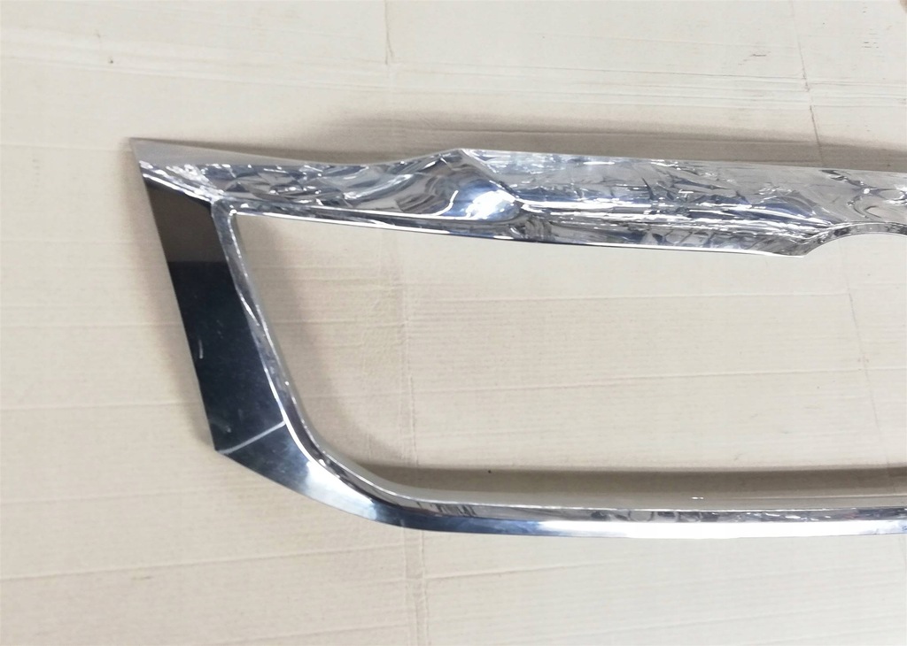 фото №2, Hilux 11-15 молдинг рамка хром решітка радіатора решітка радіатора