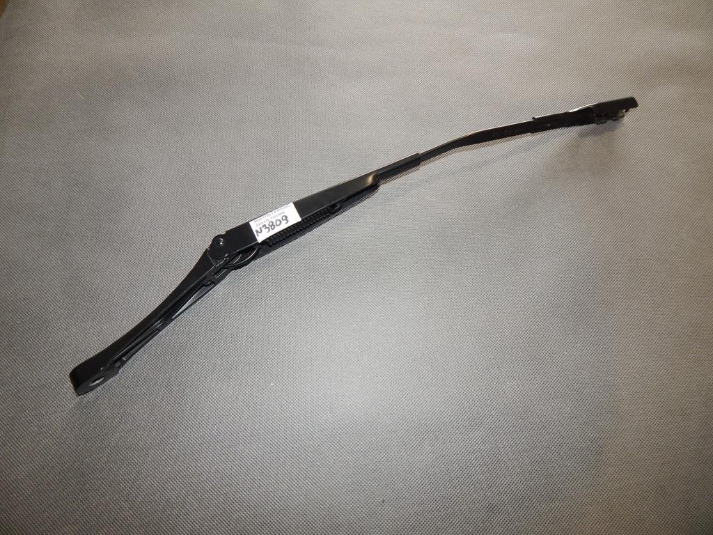 фото №1, Audi tt 8s рычаг дворники левая 8s1955407