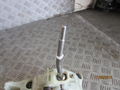 фото №13, Домкрат перемикання передач mitsubishi galant viii sedan