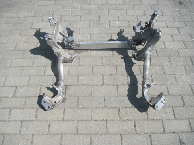 фото №1, Підрамник двигуна audi a4 a5 allroad