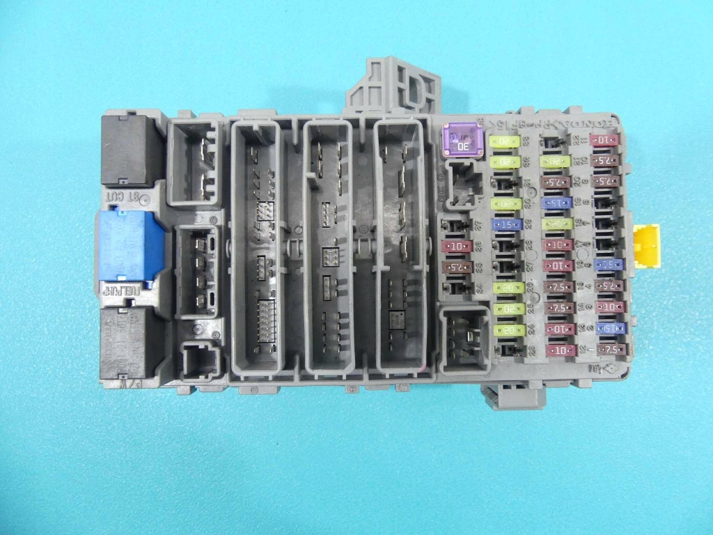 фото №11, Civic viii sedan 06-11 1.8 бортовой компьютер 37820-rna-e21