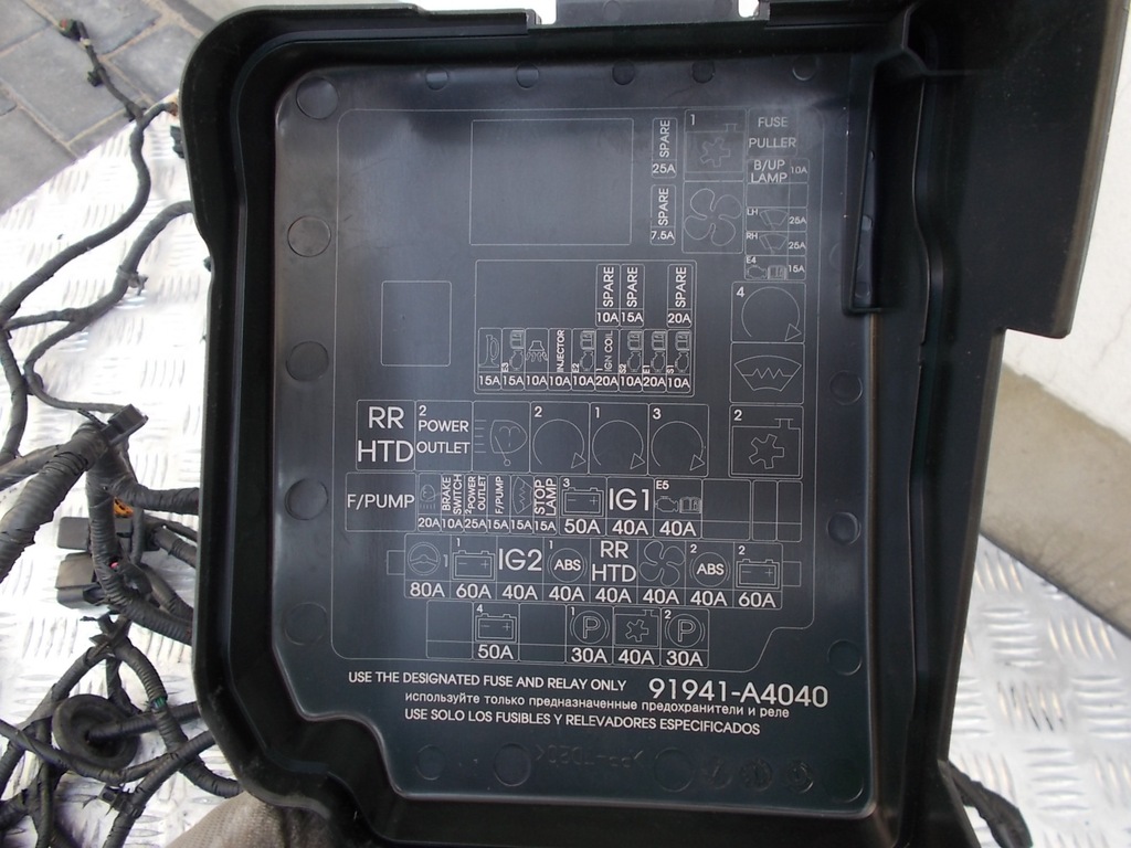 фото №4, Kia carens iv корпус предохранителей жгут 2.0 gdi