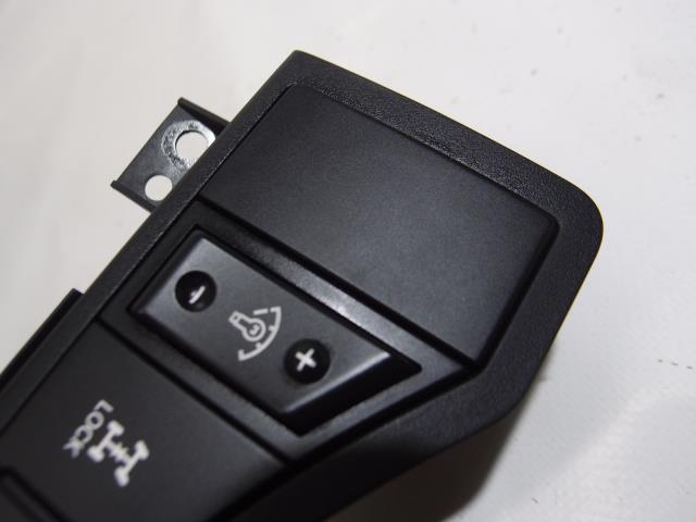 фото №3, Кнопка панель консоли hyundai ix35