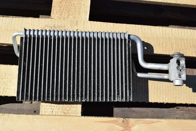 фото №1, Радіатор кондиціонера конденсатор man tgx tgs tga