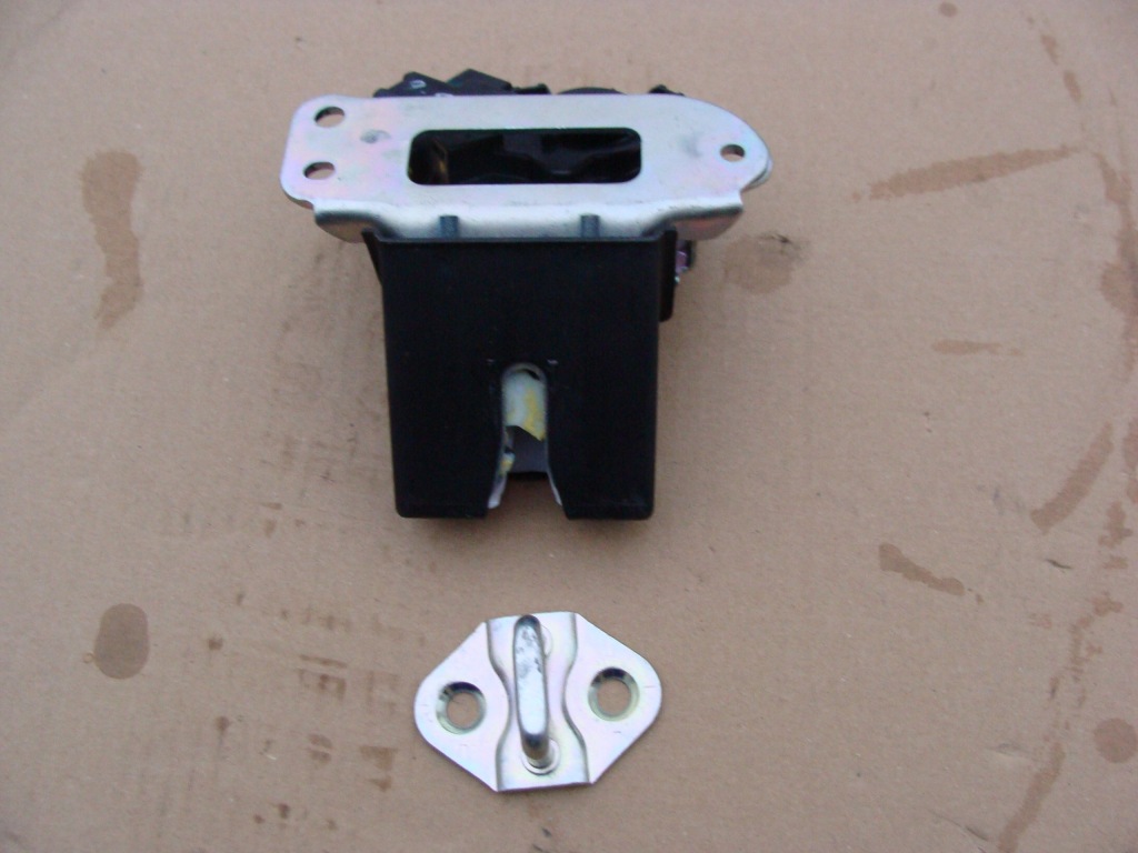 фото №1, Suzuki baleno ii 15-16 замок крышки засов задний