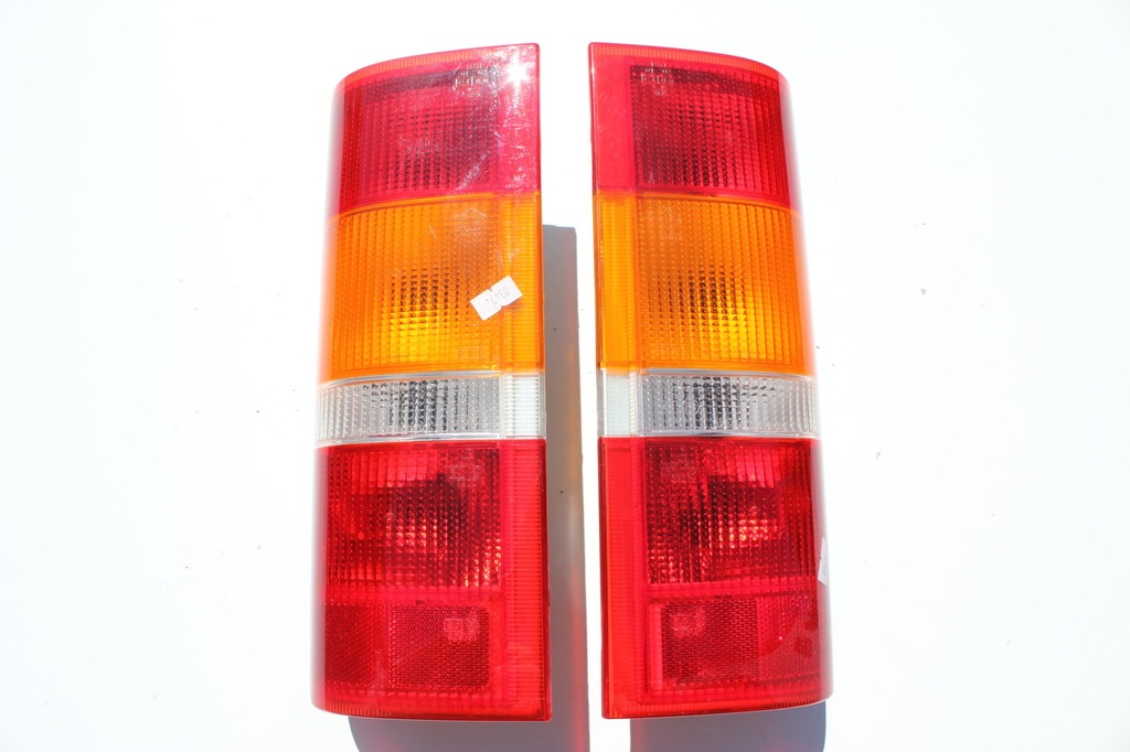 фото №1, Лампы задние kpl. l+p ford transit 95vg13404a/405a