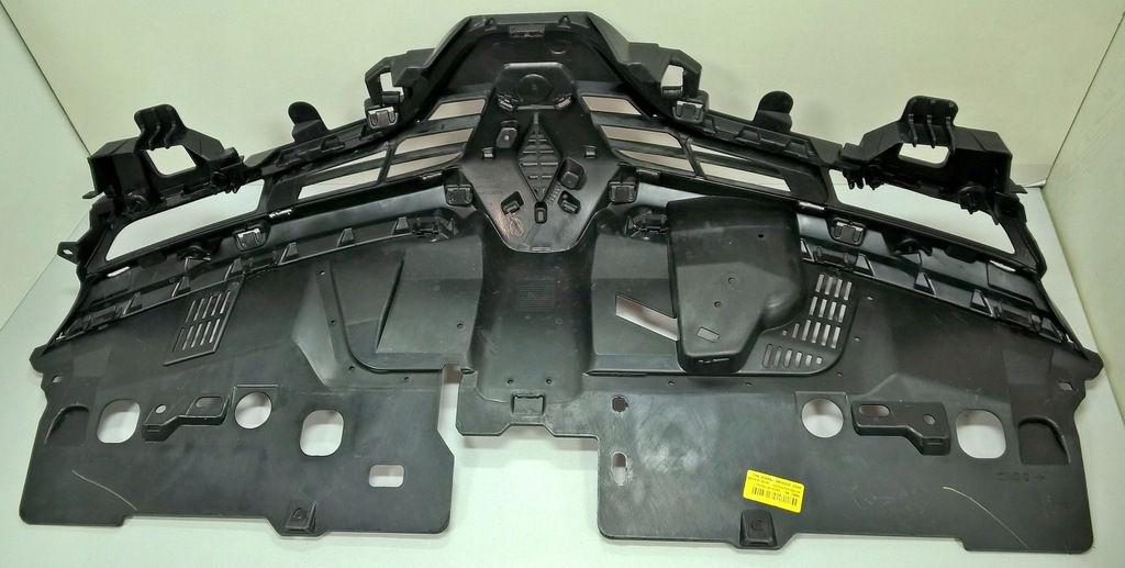 фото №4, Renault clio iv 4 верхний защита поперечина решётка радиатора решётка радиатора