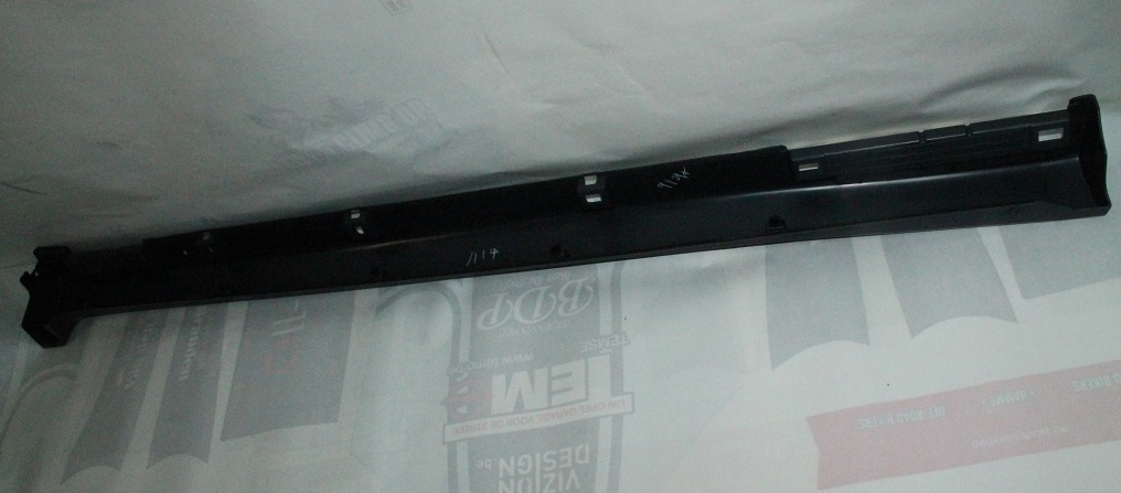 фото №2, Forester 03-05 nowa молдинг левая порог порог