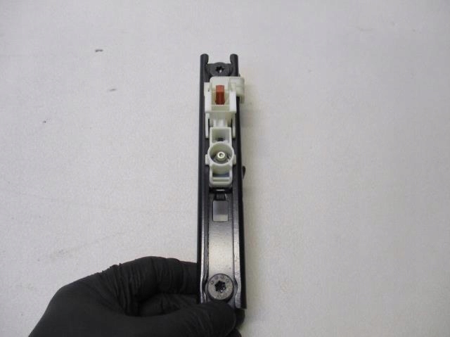 фото №2, Регулировка высоты поперечина правая renault clio iv