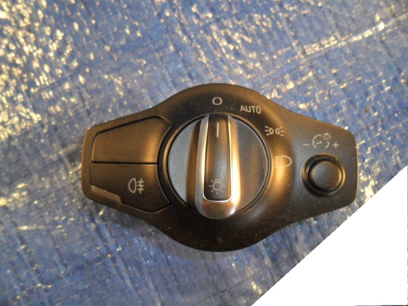 фото №1, Audi a4 s4 2008-12 r выключатель света 8k0941531as