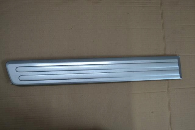 фото №1, Молдинг дверь правый задняя honda cr-v