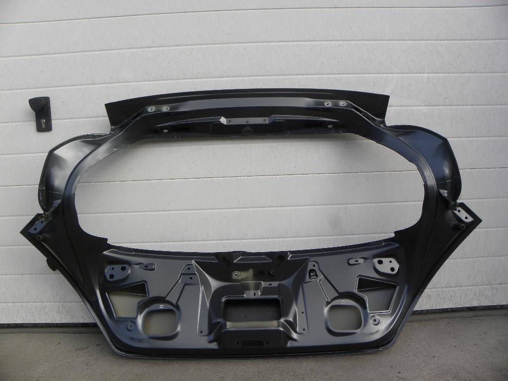 фото №2, Peugeot 308 задняя крышка багажника 10-2013 rok