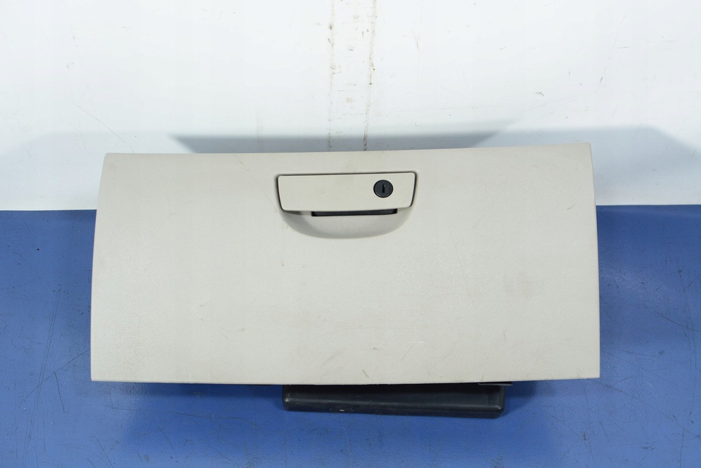 фото №1, Dodge magnum бардачок пасажира