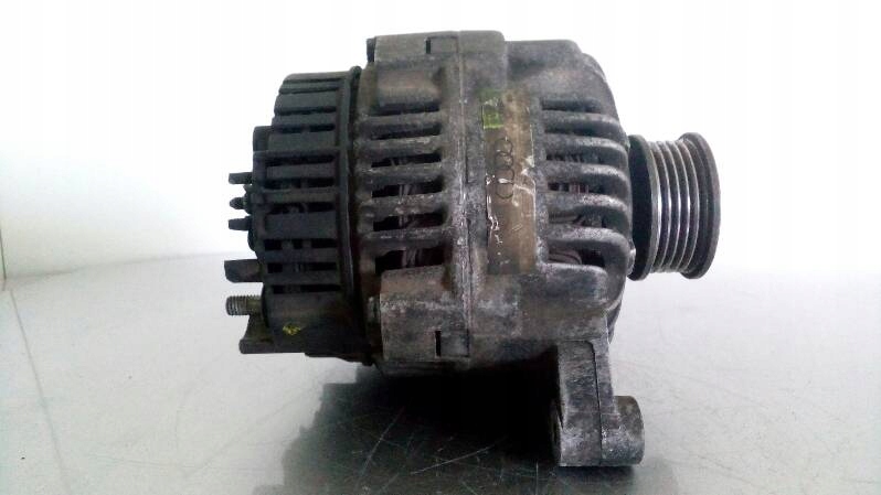 Генератор audi a4 b5 1.8 b Зі Шроту