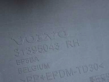 фото №10, Volvo v40 12- поріг накладка поріг права