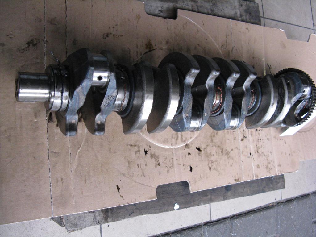 фото №1, Wał колінчастий 2246863 bmw e39 x5 e53 e46 3.0d 193km