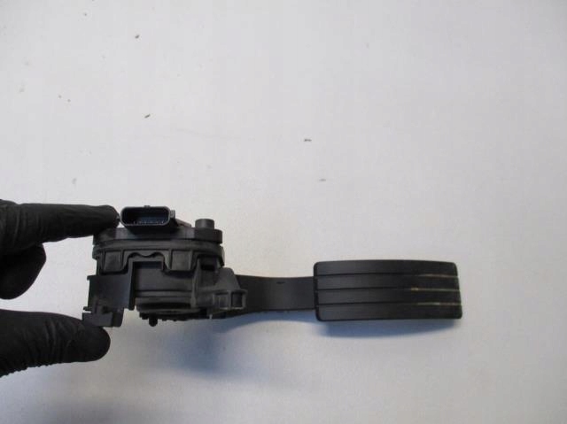 фото №3, Педаль газа потенциометр renault clio iv 1.5 dci