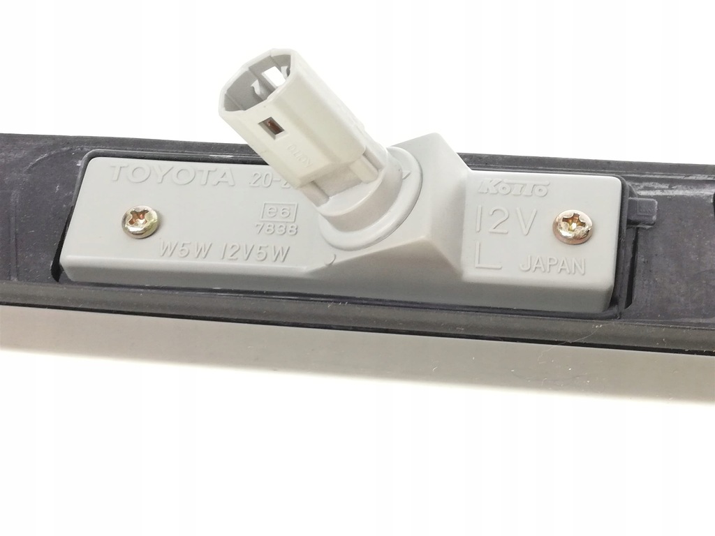 фото №12, Carina 2 87-92 лампа освещение номерного знака накладка