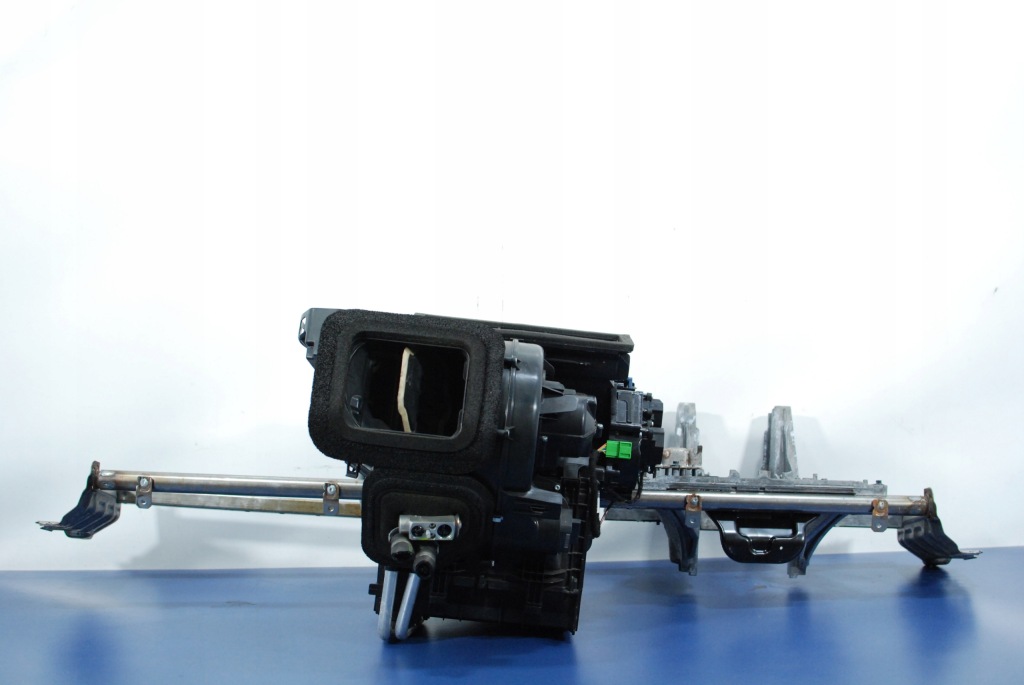 фото №1, Volvo s60 ii v60 отопитель каркас балка eu