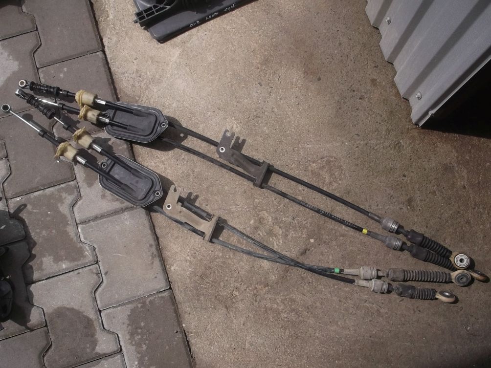 фото №1, Троси перемикання передач toyota yaris ii 1.0 1.3 2006-