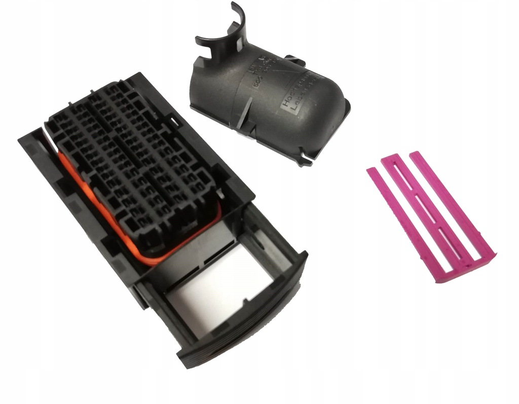 фото №1, Штекер vw passat 09-