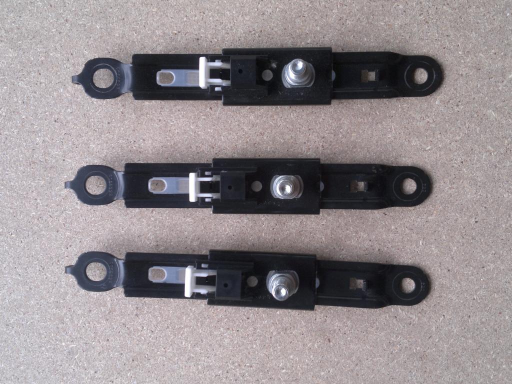 фото №1, Повзунок регулювання висоти поперечина lexus is 220 is 250