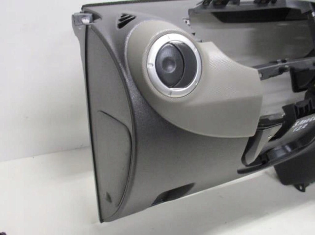 фото №14, Air bag приборная панель консоль подушки безопасности ремни dacia sandero i