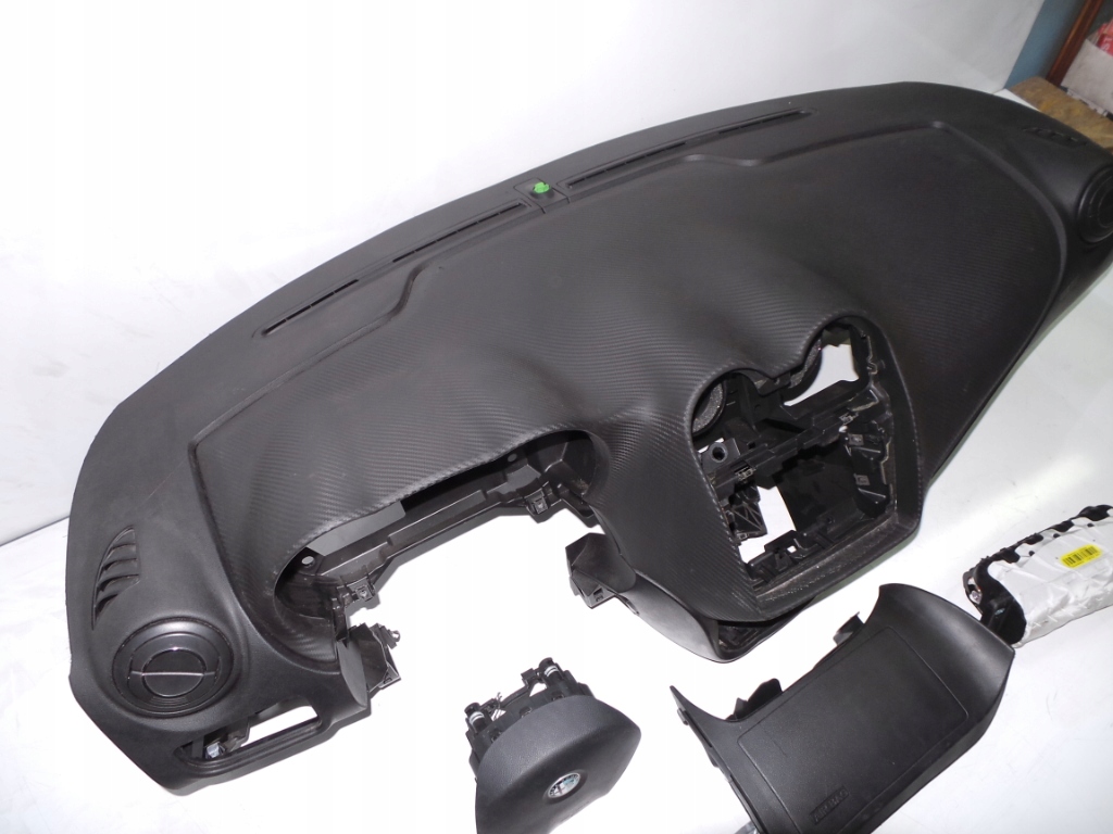 фото №4, Приборная панель консоль подушка безопасности alfa romeo mito 2009 dashboar