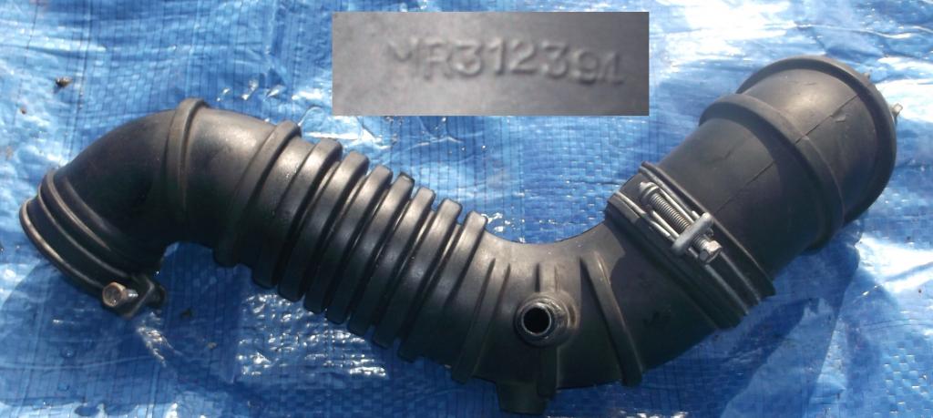 фото №1, Pajero sport 2.5 td 05r труба wąż турбіни mr312394