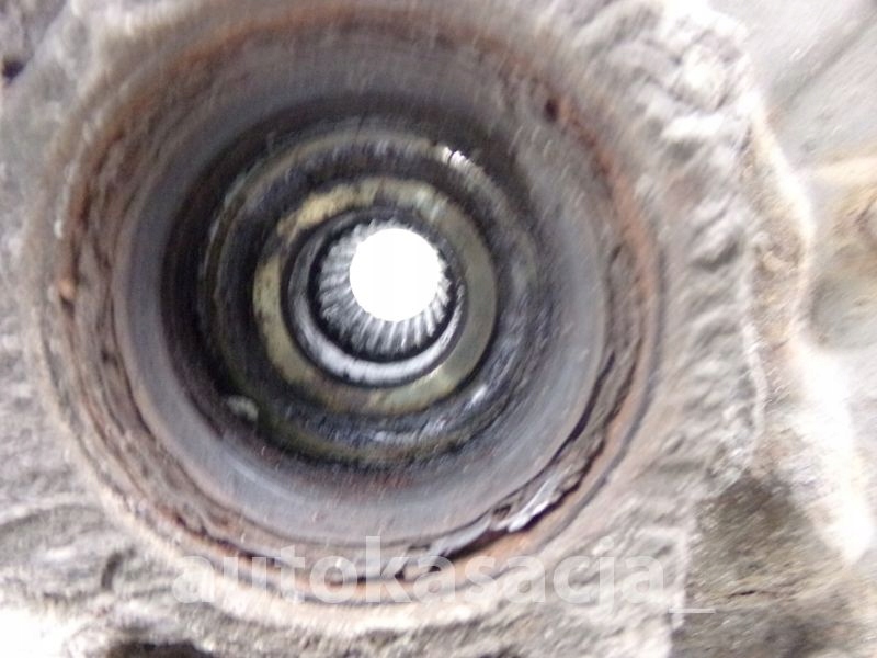 фото №7, Subaru impreza i gc 93-97 ступица задняя правая 1,6b