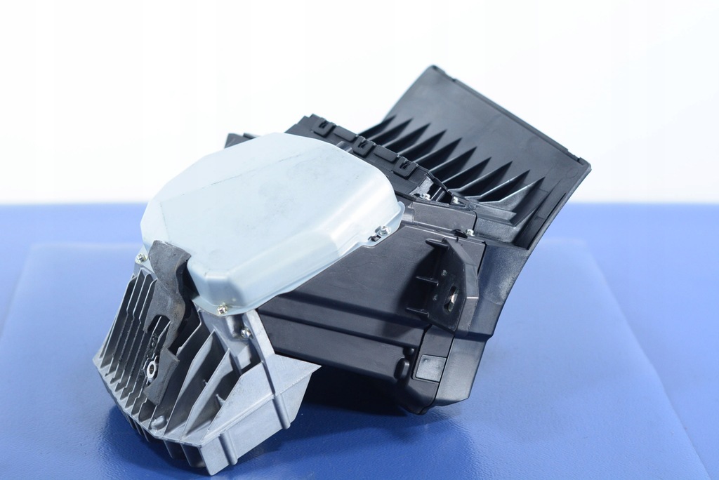 фото №5, Bmw 7 f01 f02 f04 дисплей head up 9210851 eu