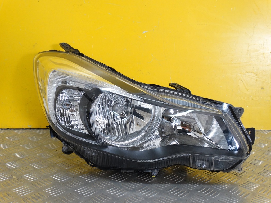 фото №1, Subaru impreza xv 2011- ксенон фара лампа r eu