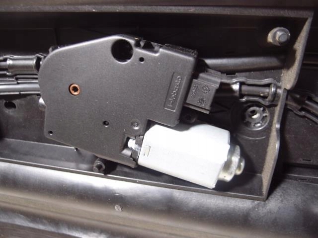 фото №11, Люк панорама citroen ds5