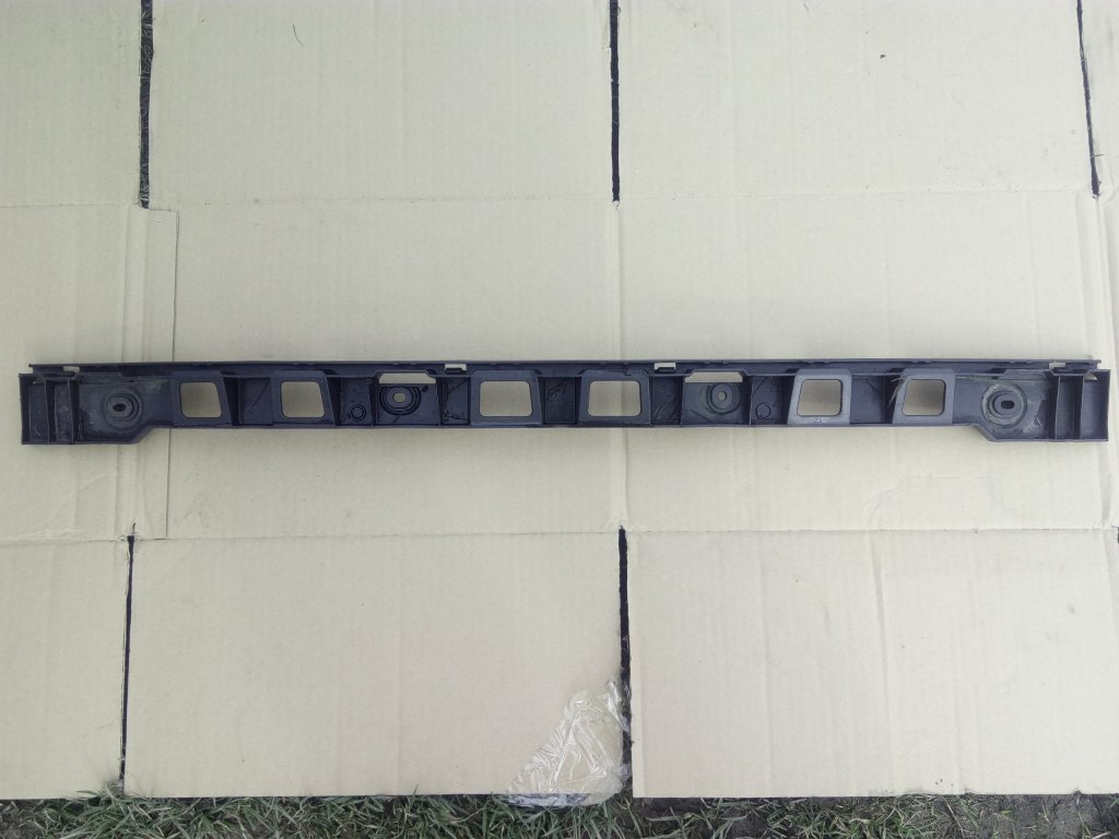 фото №1, Vw golf plus напрямна бампера задня 5m0807863