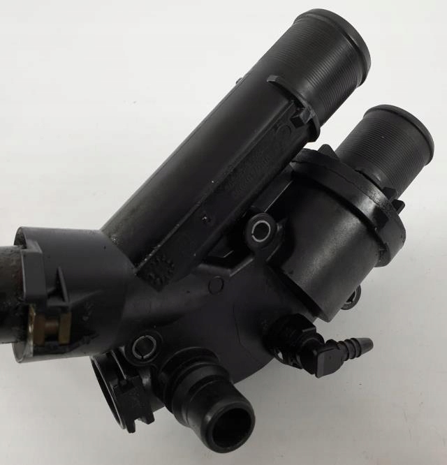 фото №5, Корпус термостата трубка jaguar xf lift 2.2 d