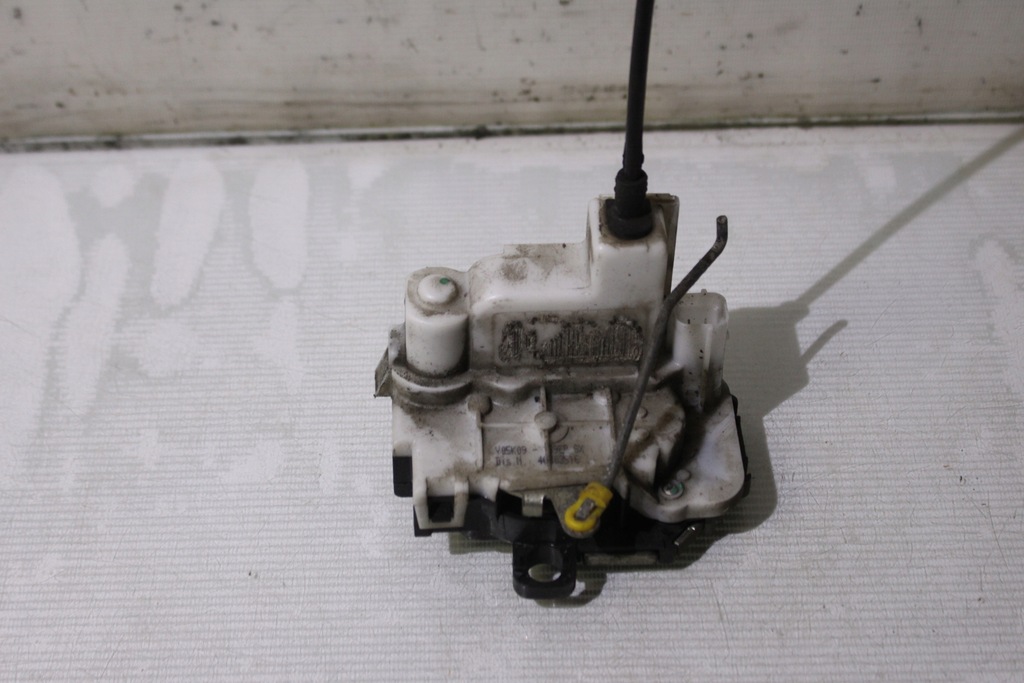 фото №1, Замок лівий задня двері fiat panda ii 46803516 4 pin