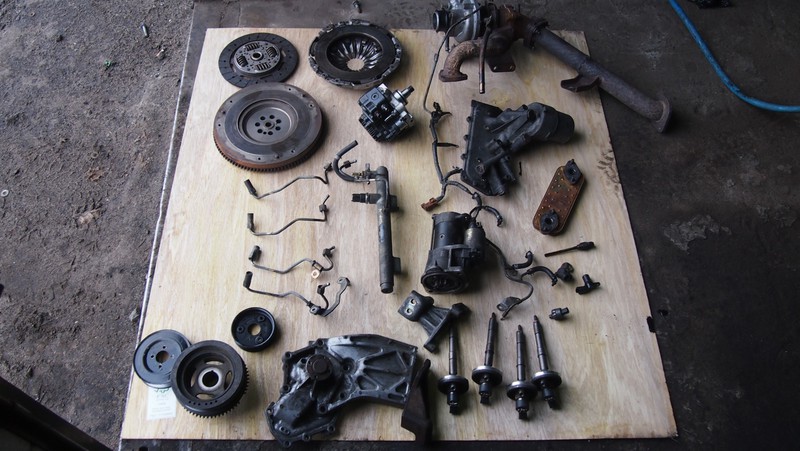 фото №16, Блок управления бортовой компьютер master movano 2.5 0281011940