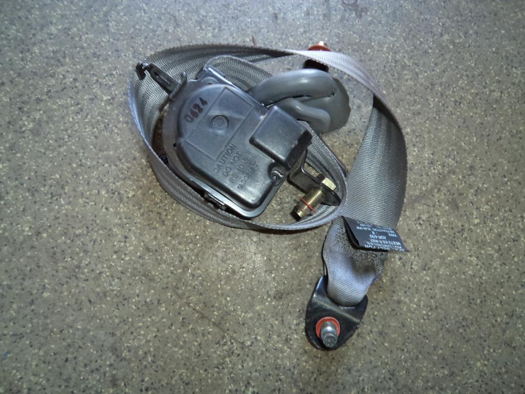 фото №1, Carens ii 2 pas безопасности задняя задний задний