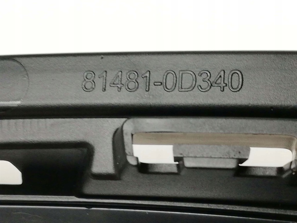 Yaris iii 17-20 захист хром протитуманна фара бампер права Недорого