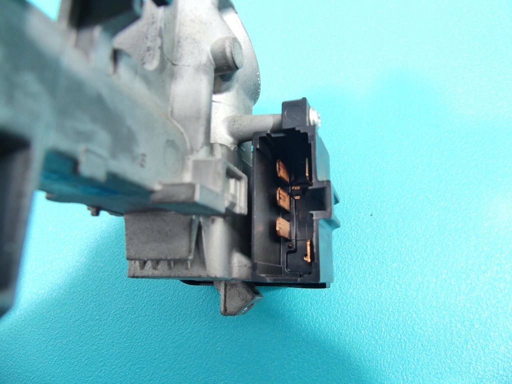 фото №5, Civic viii sedan 06-11 1.8 бортовой компьютер 37820-rna-e21