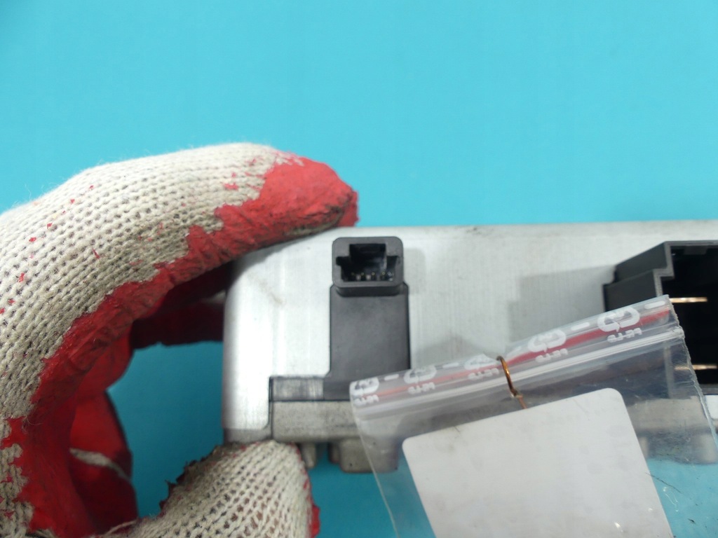 фото №4, Lancer x 07-16 блок управления усилителя 8633a002