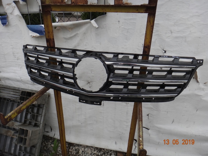 фото №1, Mercedes ml w166 решётка радиатора решётка радиатора бампера spawana