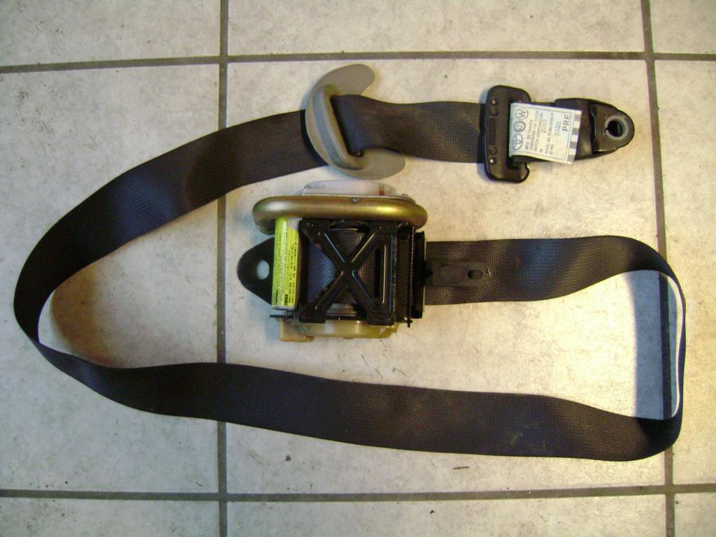 фото №1, Pas натяжитель левый перед toyota avensis verso 01-